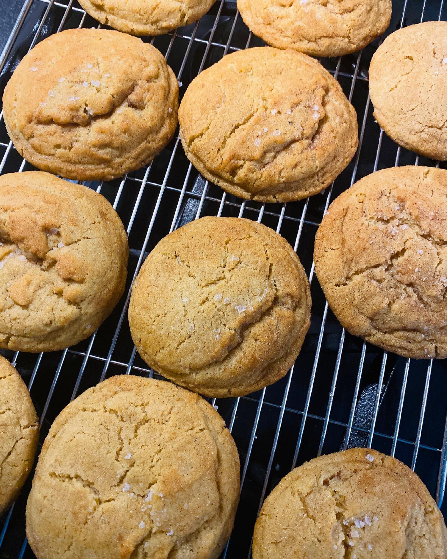 Cookies count as breakfast food right??
.
.
.
.
.
.
#Eeeeeats #FoodPorn #breakfast #foodgasm #foodie #forkyeah #foodandwine #eatingnyc #cookies #cookiesofinstagram #newforkcity #eaterny #food52 #f52grams #nycdining #feedfeed